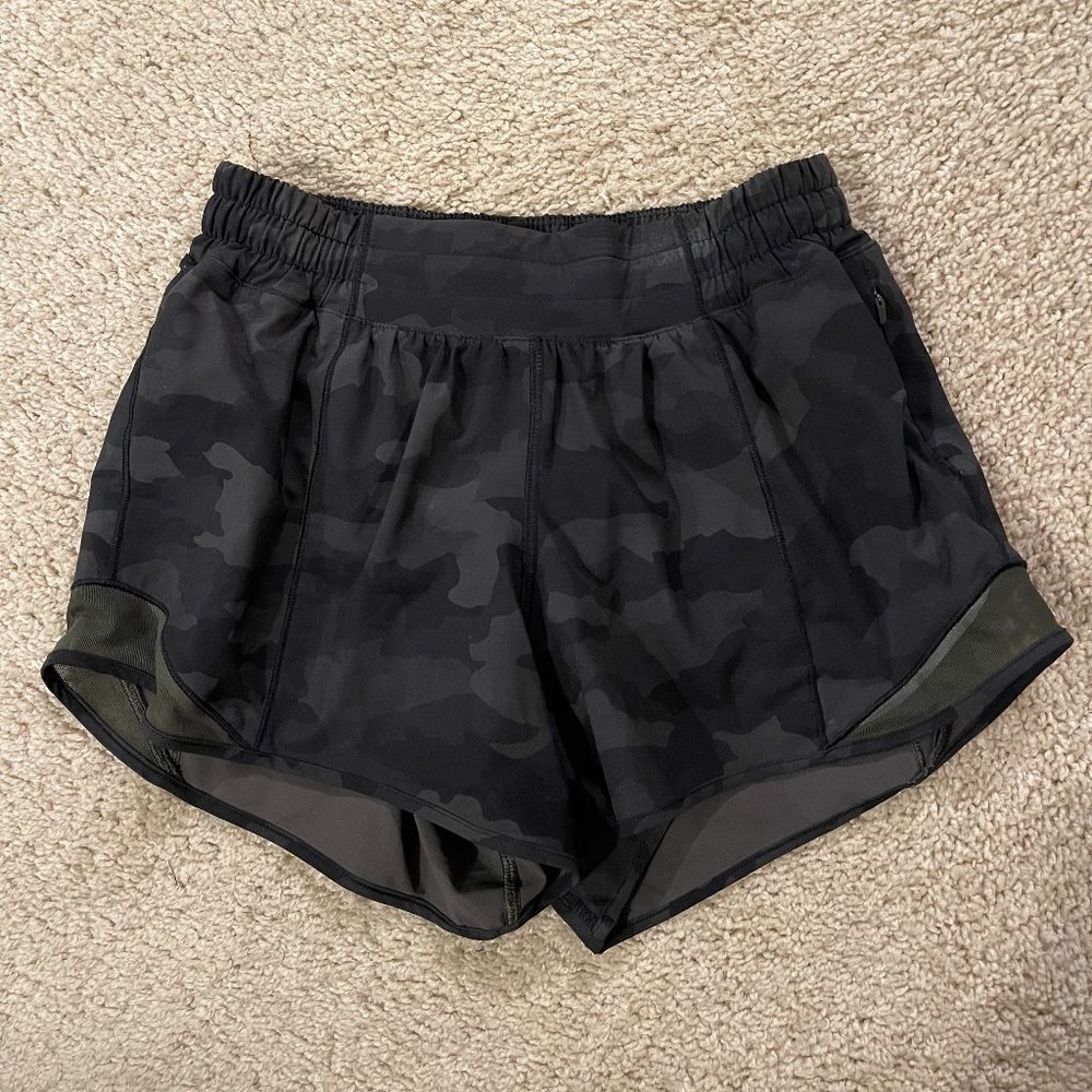 Lululemon Size 4 Camouflage Shorts